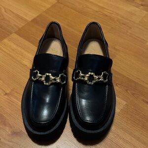 Sam & Libby  Leather Loafers with Gold Chain New Size 6